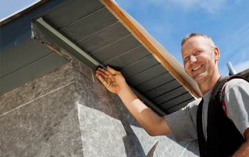 soffit installation Waen
